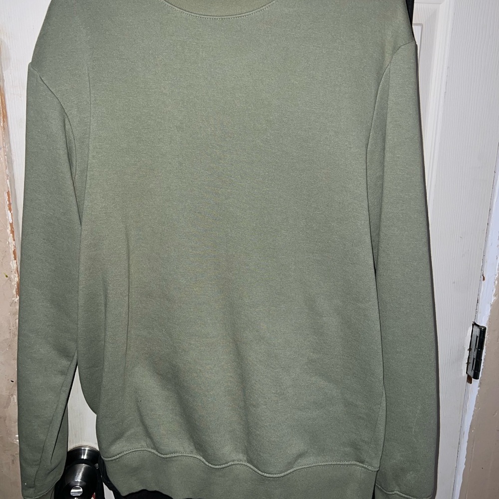 h&m olive green relaxed fit crewneck sweater